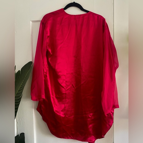 Victoria’s Secret // Gold Label Long Button Down Night Shirt - Picture 5 of 5